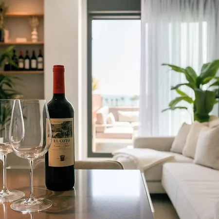 Neubau Am & Pool Bahiarooms Apartment Torre Del Mar