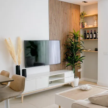 Apartment Neubau Am & Pool Bahiarooms Torre Del Mar